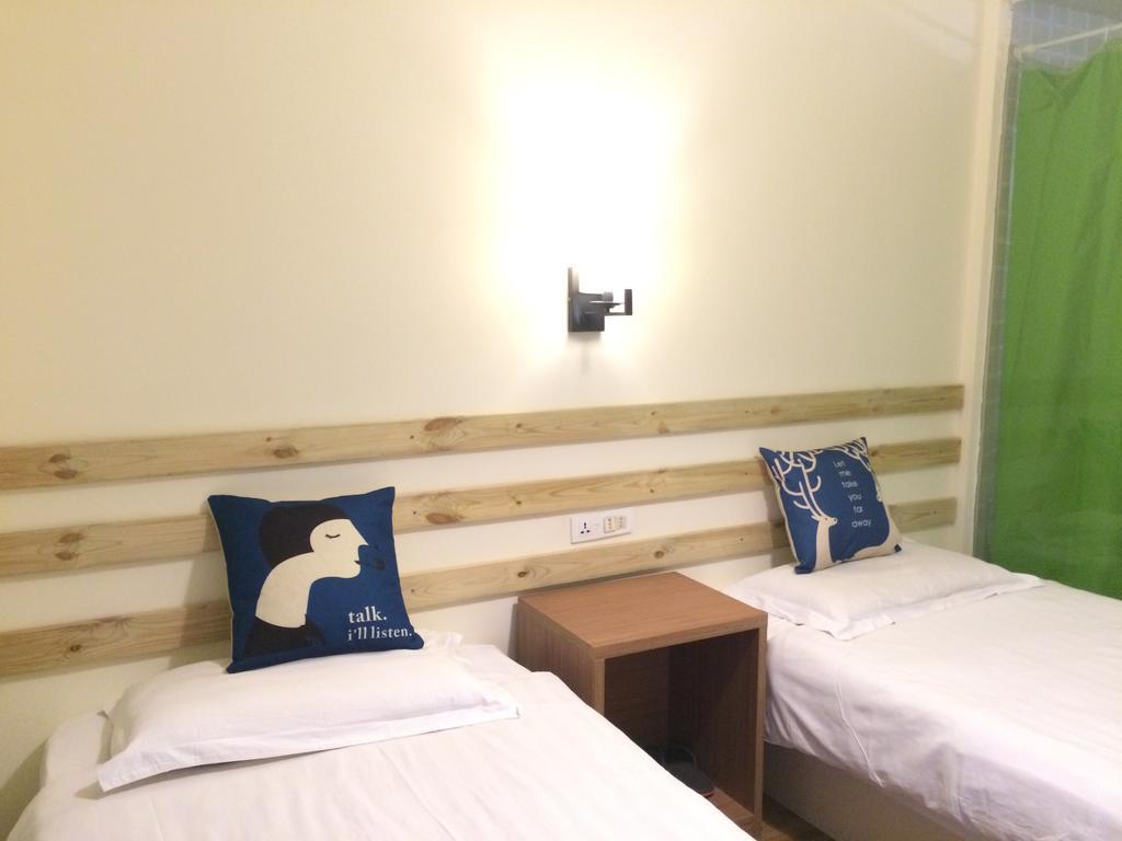 Xi'An Rainbow Youth Hotel Экстерьер фото