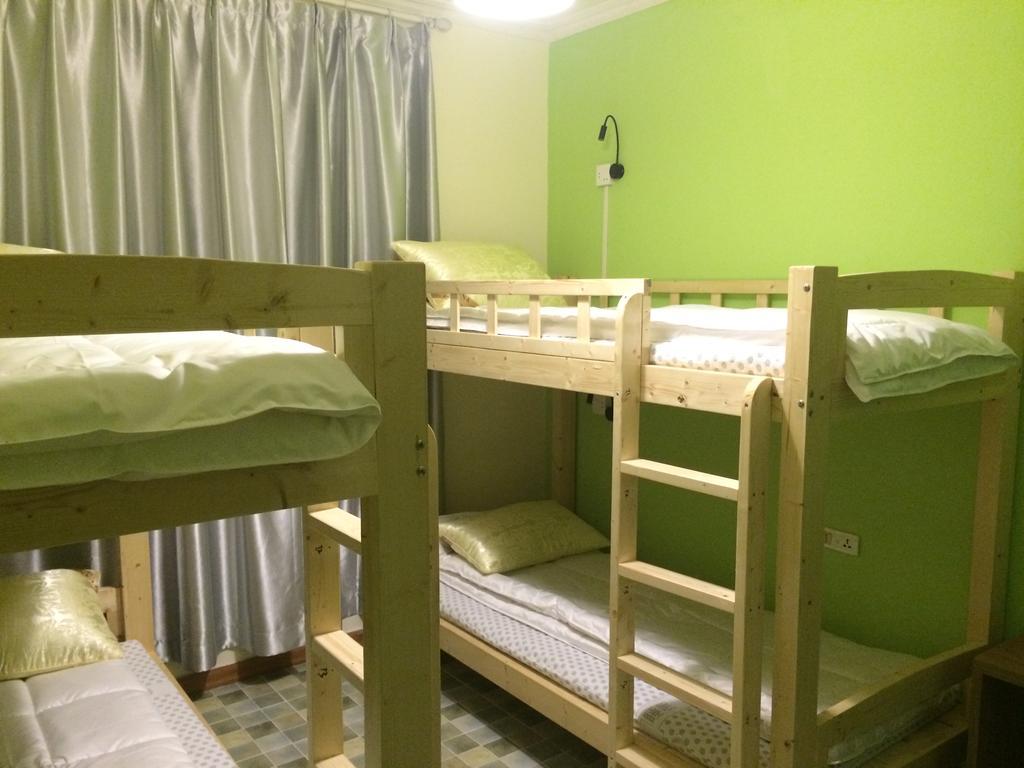 Xi'An Rainbow Youth Hotel Экстерьер фото